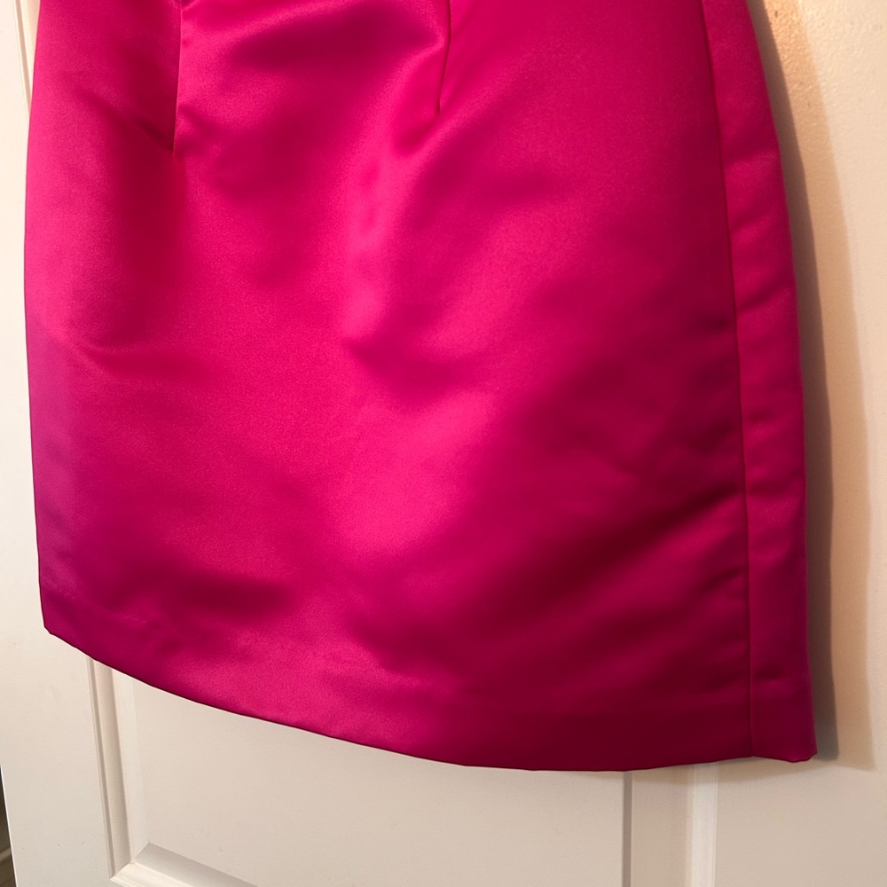 BETSEY JOHNSON VINTAGE HOT PINK STRAPLESS SATIN MINI DRESS SIZE 4 - Picture 3 of 12